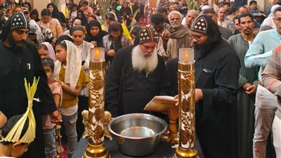 بأحد الشعانين.. الأقباط يحتفلون في دير الأنبا متاؤس الفاخوري بإسنا جنوب الأقصر
