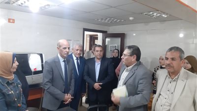 جامعة بني سويف تبحث تحديث معمل الهستوباثولوجيا لدعم البحث العلمي