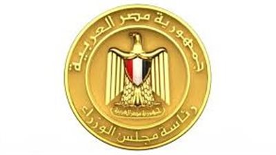 محام يتقدم بشكوى تطالب بإلغاء قرار حظر عمل السيدات بالخارج في الكافيهات