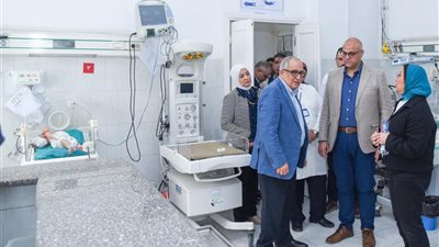 لمتابعة الخدمات.. محافظ الإسكندرية يتفقد مستشفيات التأمين الصحي