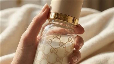 بعد جدل الحفاضات.. جوتشي تطلق ببرونة للأطفال مصنوعة من الذهب 