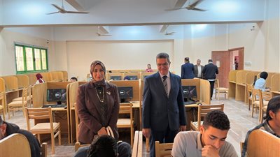 529 طالب يؤدون امتحانات الميدترم بكلية الطب بجامعة سوهاج الأهلية 