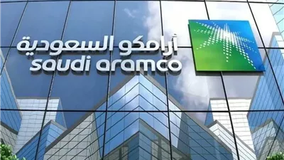 أرامكو ترفع أسعار الخام لآسيا بعلاوة قياسية 19.5 دولاراً لشحنات مايو