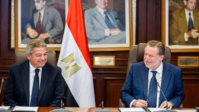 توقيع بروتوكول تعاون بين البنك المركزي والأعلى للإعلام لتنظيم المحتوى الرقمي