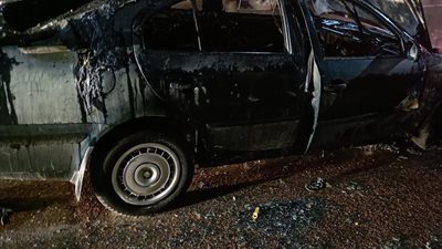  وضع حواجز حماية.. السيطرة على حريق بسيارة ملاكي بكورنيش الإسكندرية