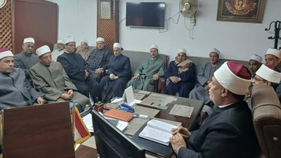عدم إنارة المآذن والقباب.. توجيهات حاسمة من «أوقاف الجيزة» لـ 6 إدارات