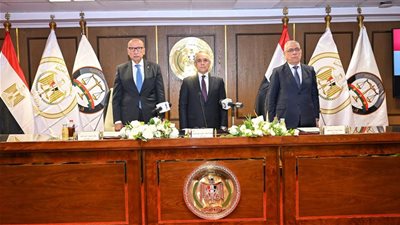 وزير العدل والنائب العام يشهدان حلف اليمين للأعضاء الجدد بالنيابة العامة