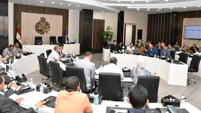 محافظ أسوان يرفع درجة الاستعداد في مشروعات 