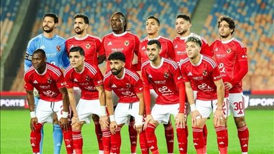 غيابات مؤثرة تضرب الأهلي في مواجهة سيراميكا كليوباترا 