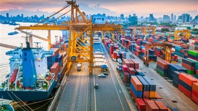 تراجع تجارة مصر الخارجية 9% لتسجل 11.9 مليار دولار في يناير 2026