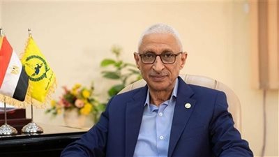 محافظ شمال سيناء يهنئ الإخوة الأقباط بعيد القيامة المجيد بمطرانية شمال سيناء