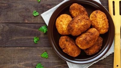 حضري كفتة البطاطس بالموزاريلا المقلية بطعم شهي في دقائق 	