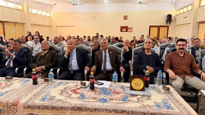 رغم تعليمات الحكومة بحظر الفعاليات.. 