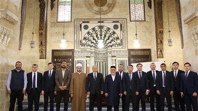 وفد رسمي من رئاسة أوزبكستان يزور الجامع الأزهر للإشادة بعمارته التاريخية