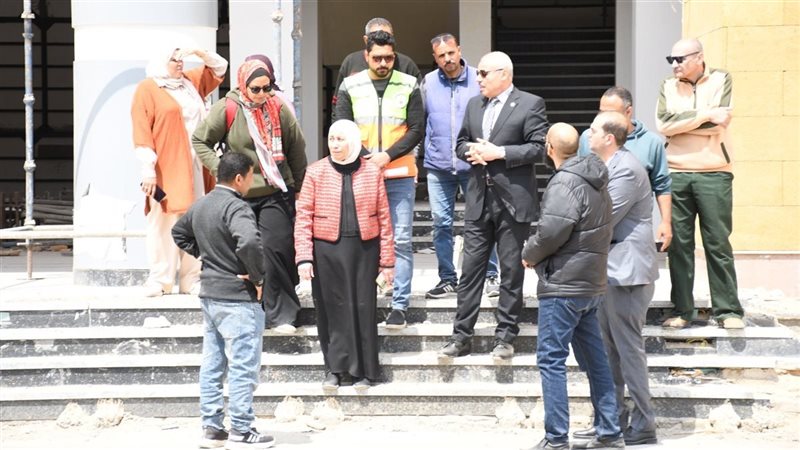 «رئيس جامعة قناة