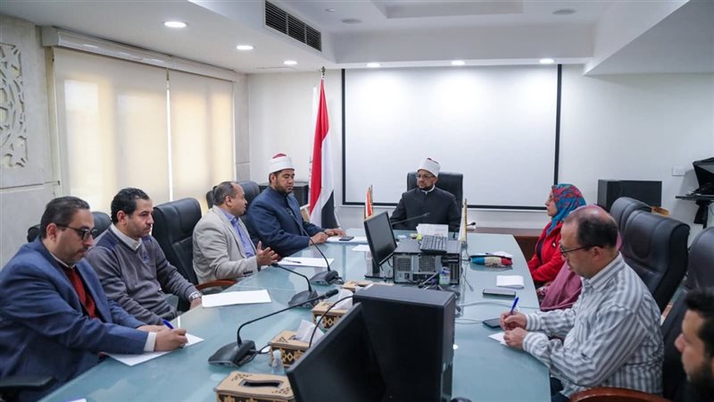 الأمين العام لمجمع