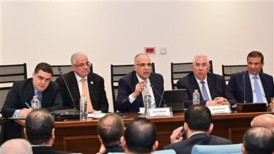 وزير الري: الطلب على المياه يتجاوز الموارد.. والدولة تتحرك لسد الفجوة 
