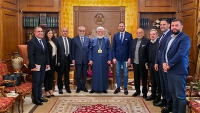 وفد الحزب التقدمي الاشتراكي يلتقي البطريرك آرام الأول في لبنان