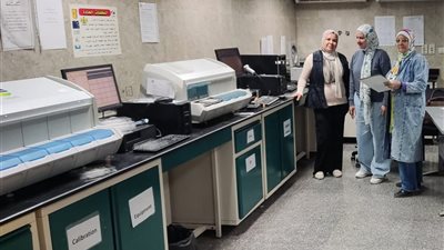 محافظ أسيوط يوجه بتكثيف التفتيش على المنشآت لضمان تطبيق اشتراطات السلامة والصحة