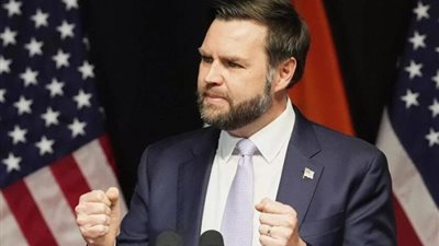 فانس: إيران وافقت علي فتح مضيق هرمز وواشنطن وافقت علي وقف الهجمات