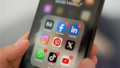 بدءًا من 2027.. اليونان تحظر وسائل التواصل للأطفال دون 15 عامًا لحماية صحتهم