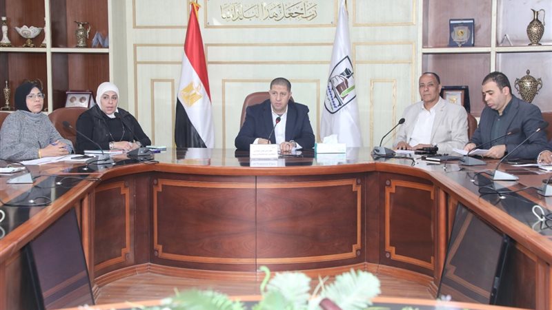 السكرتير العام بمحافظة
