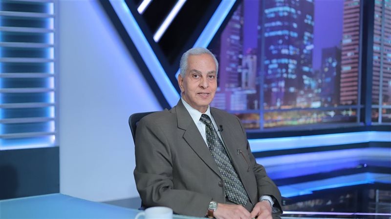 الدكتور صبري الجندي