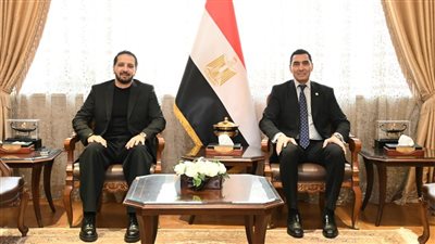وزير الشباب والرياضة يبحث مع الرئيس التنفيذي لشركة «MBG» سبل التعاون