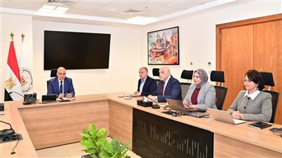 قبل الذروة.. سويلم يرفع درجة الاستعداد القصوى لضمان استقرار الري بأسوان