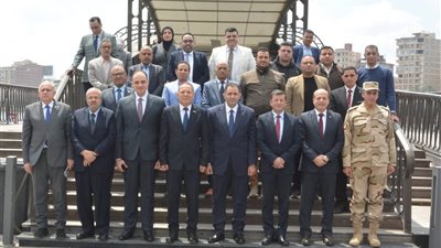 رئيس جامعة دمياط يشهد فعاليات مؤتمر الطاقة النظيفة والمتجددة بالكوبري الحضاري