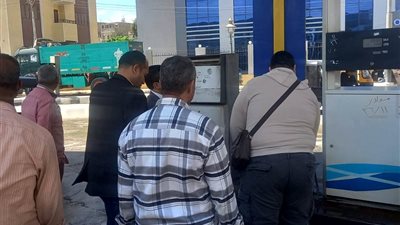 تحرير 4 محاضر وضبط أكثر من 10 أطنان مواد بترولية قبل بيعها في السوق السوداء