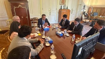 وزير الصحة يبحث مع «إيرباص» العالمية إنشاء منظومة متكاملة للإسعاف الطائر