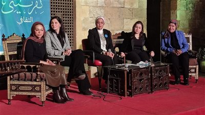 “رنجة وبصارة وعدس”.. طبلية مصر في ضيافة صالون نفرتيتي بقصر الأمير طاز 