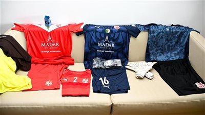 الزمالك بالأبيض وشباب بلوزداد بالأحمر في ذهاب نصف نهائي الكونفدرالي