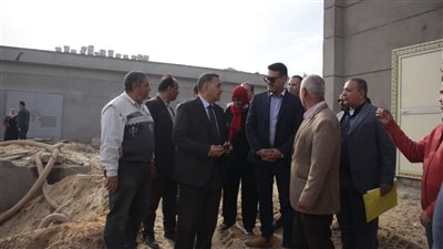 محافظ القليوبية يُجري جولة ميدانية موسعة بمنطقتي 