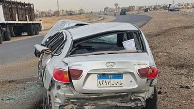 إصابة شخصين في حادث انقلاب سيارة ملاكي بطريق السويس – القاهرة أمام نادي النوبة