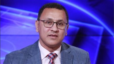 خبير : دمج الأندية الشعبية مع الشركات “غير قانوني” ويحتاج تعديلات دستورية