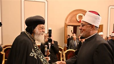 مفتي الجمهورية يهنئ البابا تواضروس الثاني وكافة الطوائف المسيحية بعيد القيامة