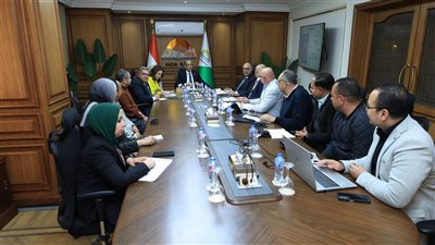 محافظ الجيزة يتابع موقف ملف التصالح وتقنين التعديات   