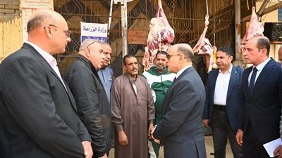  جولة صباحية لمحافظ الغربية لمتابعة أعمال النظافة ورفع الإشغالات بحي ثانٍ طنطا