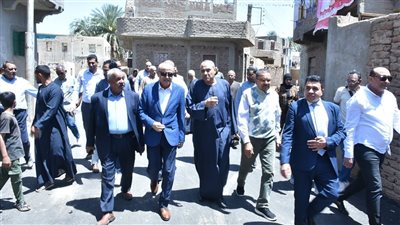 محافظ الأقصر يتفقد مشروعات القرنة ويوافق على تغطية مصرف سيالة طراد النيل