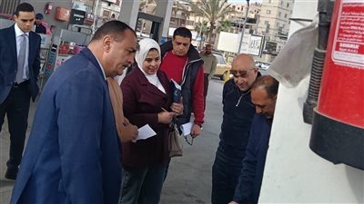 تحرير مئات المحاضر خلال حملات رقابية على الأسواق والمخابز بدمياط