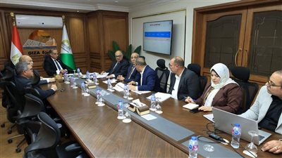 محافظ الجيزة يتابع مشروعات الصرف الصحي بأبو النمرس  