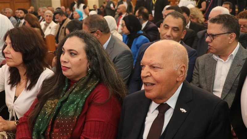 نقيب المعليمن 