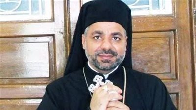 محافظ قنا يهنئ الأنبا عمانوئيل مطران الأقباط الكاثوليك بمناسبة عيد القيامة