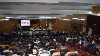 نائب رئيس جامعة الأزهر للوجه القبلي يفتتح فعاليات مؤتمر كلية اللغة العربية