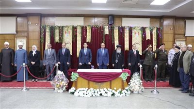 مشهد وطني.. وفود من خريجي الأزهر تزور الكنائس لتهنئة الأقباط بعيد القيامة