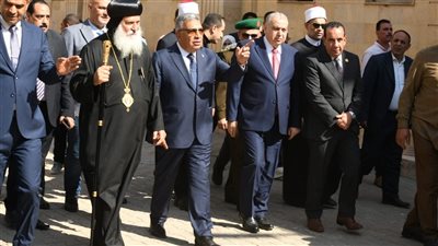 محافظ الدقهلية يشارك احتفالات عيد القيامة بدير القديسة دميانة