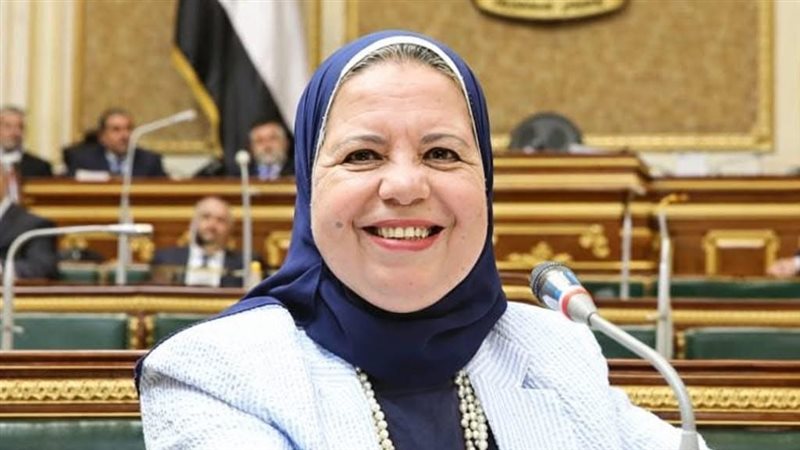 أمل عصفور 