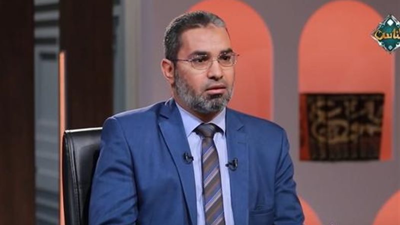 الدكتور أحمد الرخ